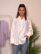 Camicia con ricamo Corazon