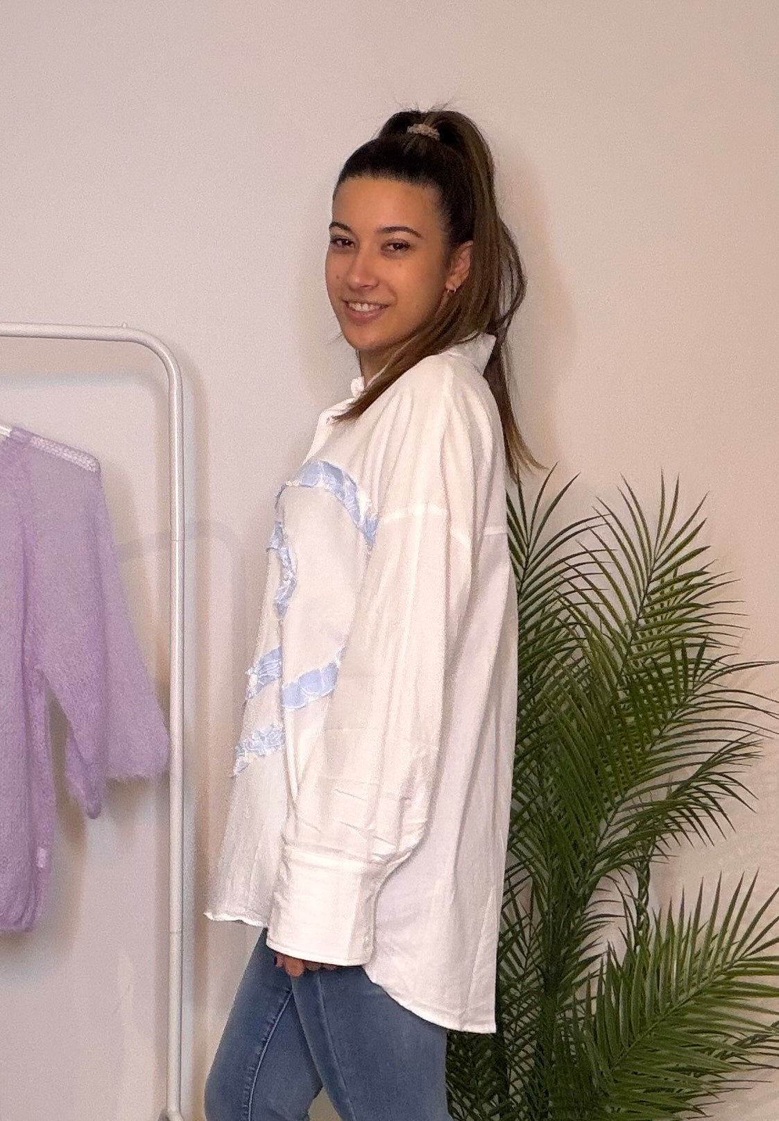 Camicia con ricamo Corazon