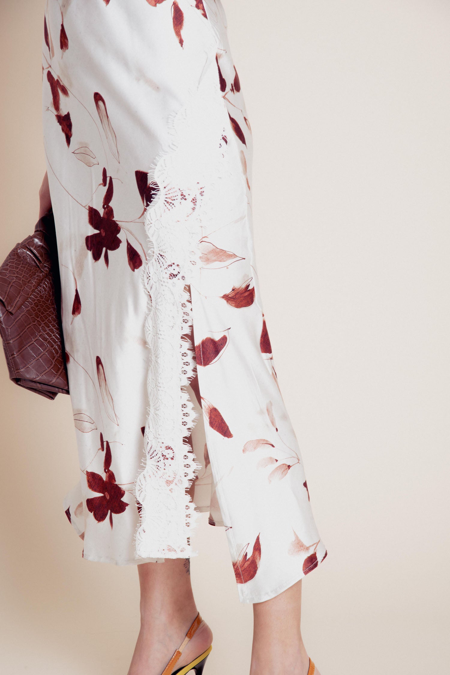 Abito con pizzo Skye