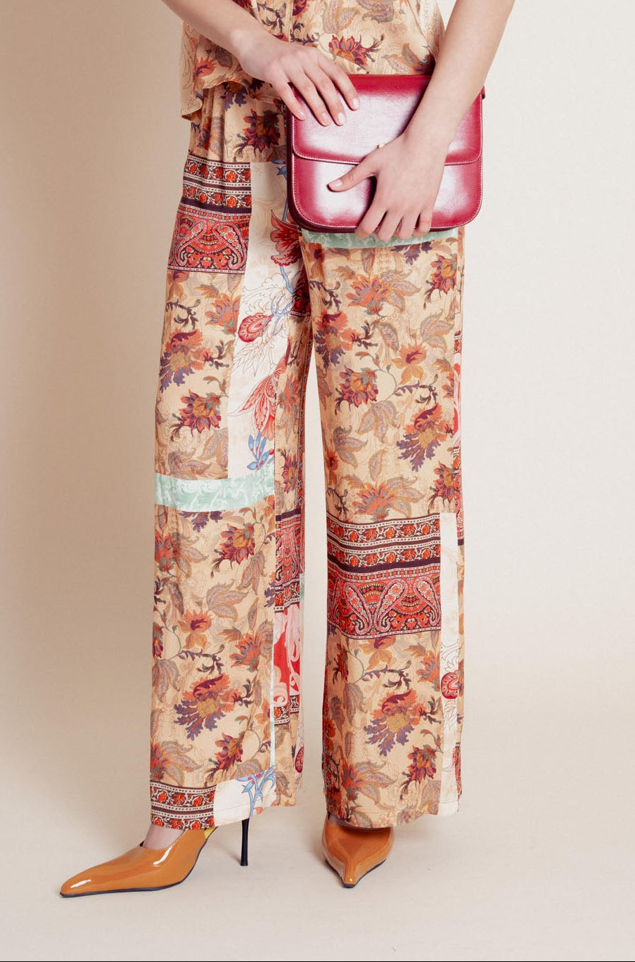 Pantaloni ampi Jasmine