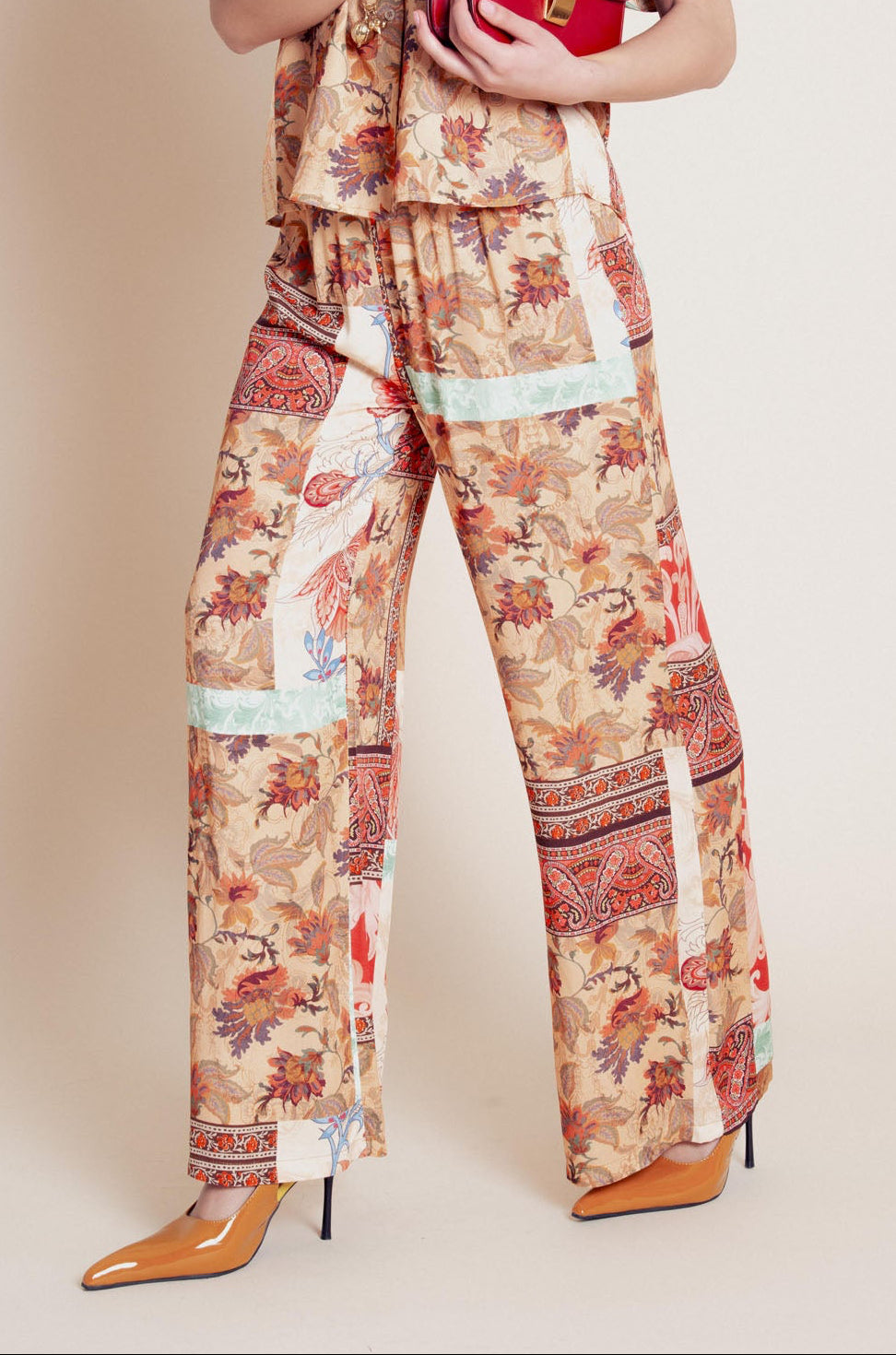 Pantaloni ampi Jasmine