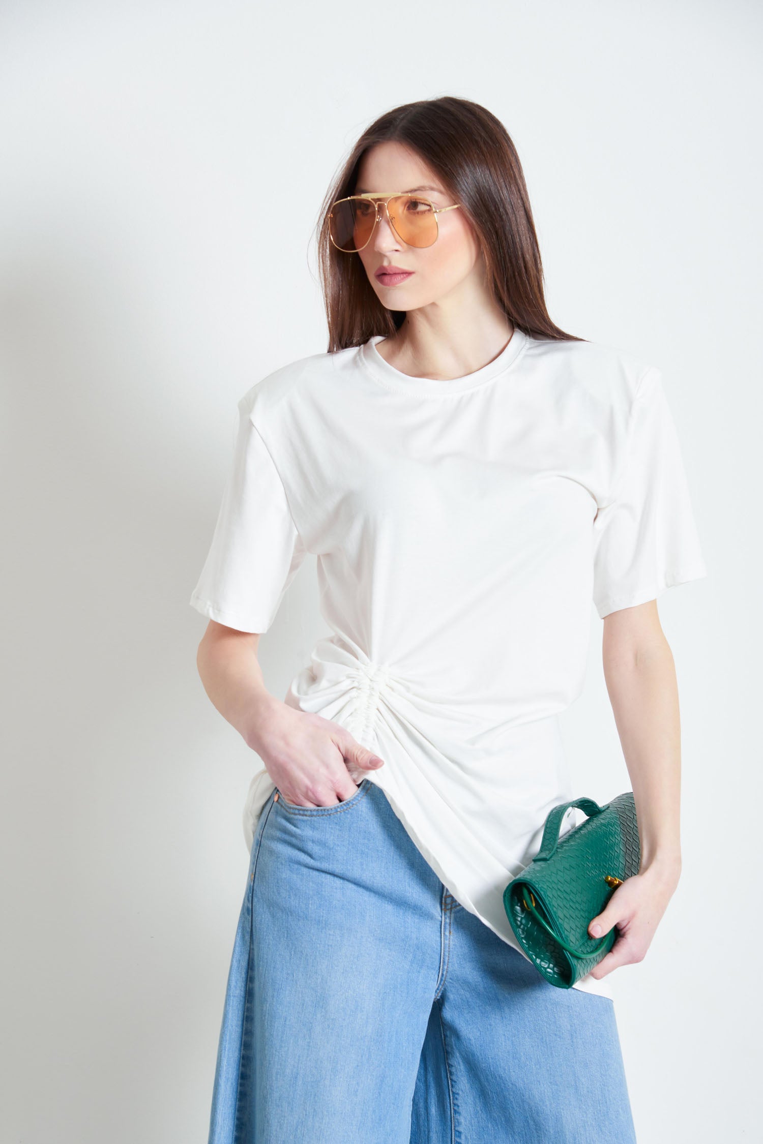T-shirt arricciata con spalline Ary